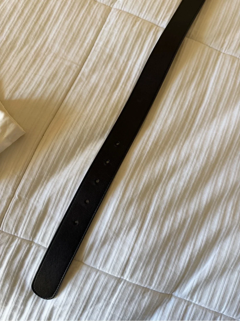 Gucci belt & Drawstring Dust Pouch